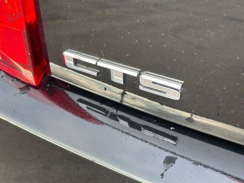 Used 2010 Cadillac CTS V image 31