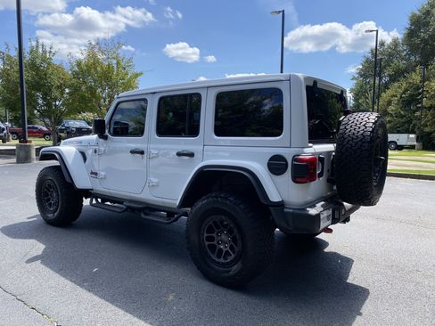 Used 2022 Jeep Wrangler Unlimited Rubicon w/ Xtreme Recon 35" Tire Package AWD/4WD image 7