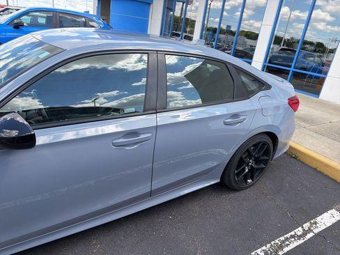 Used 2024 Honda Civic Sport image 3