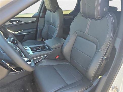 New 2026 Jaguar F-PACE R-Dynamic S image 12