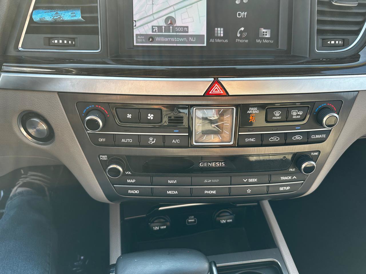 Used 2019 Genesis G80 3.8 AWD/4WD image 13