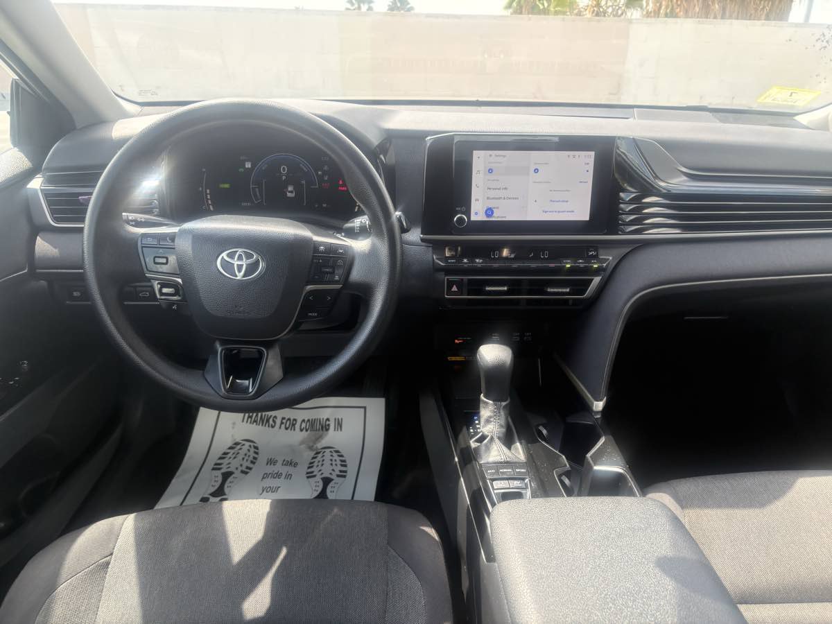 Used 2025 Toyota Camry LE FWD image 13