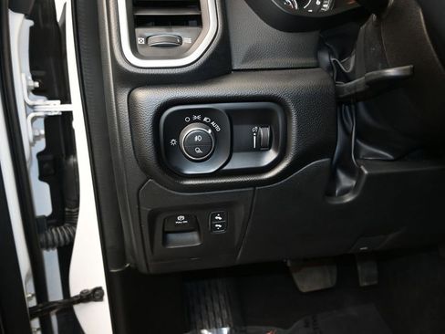 Used 2025 RAM 1500 Lone Star AWD/4WD image 12