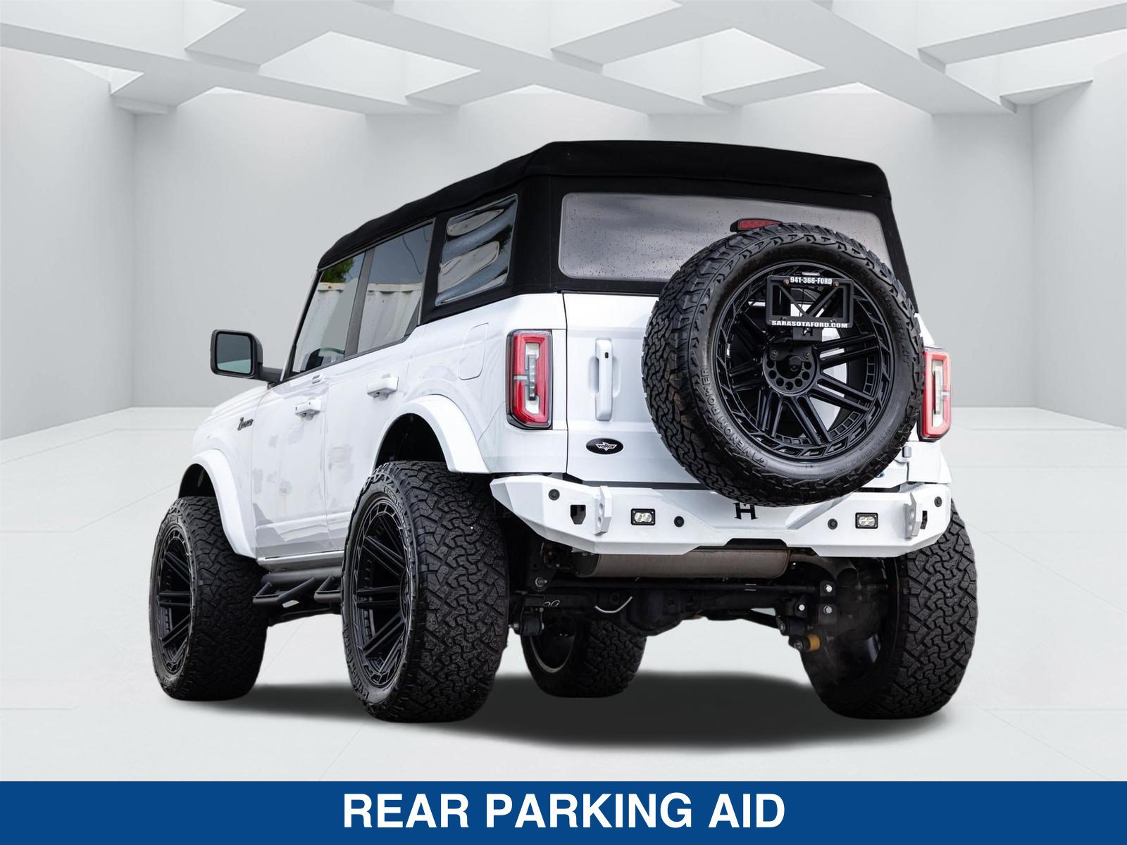 Used 2023 Ford Bronco Badlands AWD/4WD image 6