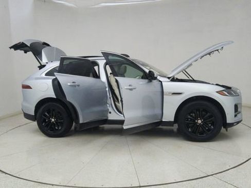 Used 2021 Jaguar F-PACE S image 70