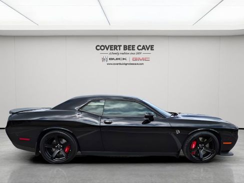 Used 2022 Dodge Challenger SRT Hellcat w/ Plus Package image 11