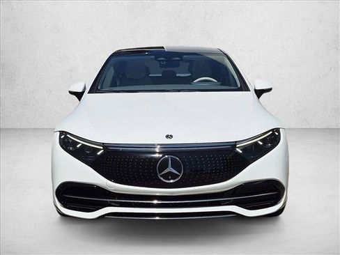 Used 2022 Mercedes-Benz EQS 450+ Sedan image 2