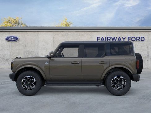 New 2025 Ford Bronco Outer Banks image 3