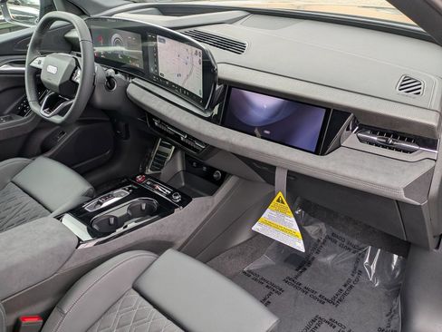 New 2027 Audi SQ6 e-tron Premium Plus AWD/4WD image 9