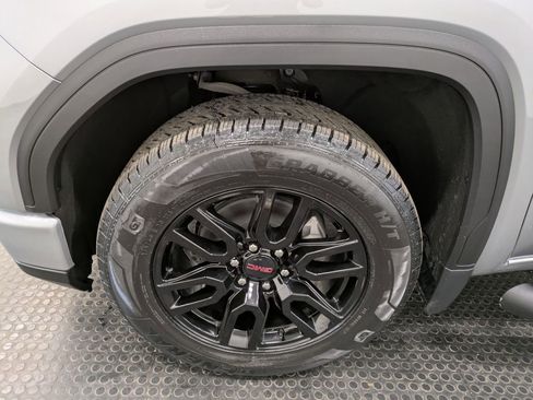 Used 2023 GMC Sierra 1500 Elevation AWD/4WD image 7