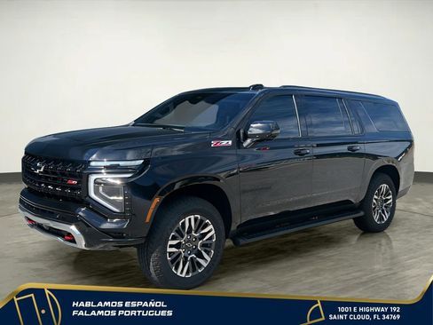 New 2026 Chevrolet Suburban Z71 w/ Z71 Off-Road Package AWD/4WD image 2