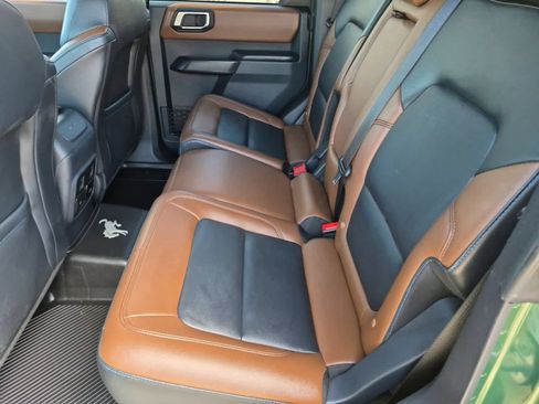 Used 2024 Ford Bronco Outer Banks AWD/4WD image 19