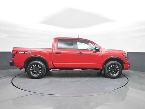 Used 2024 Nissan Titan PRO-4X w/ Pro-4x Convenience Package AWD/4WD image 9