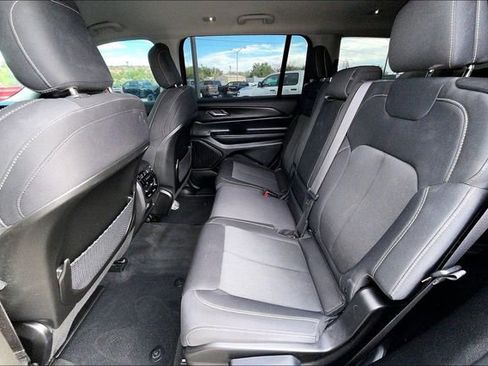 Certified 2024 Jeep Grand Cherokee L Laredo AWD/4WD image 28