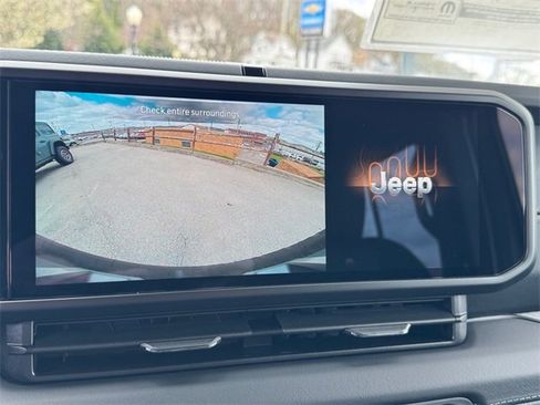 New 2025 Jeep Wrangler Sahara w/ Safety Group image 19