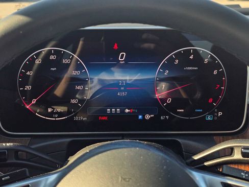 Used 2025 Mercedes-Benz C 300 Sedan image 25