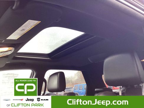 Certified 2024 Dodge Durango GT image 14