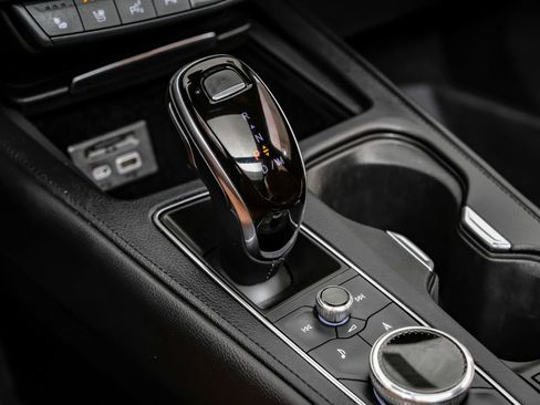 Used 2020 Cadillac XT4 Premium Luxury w/ Enhanced Visibility Package image 30