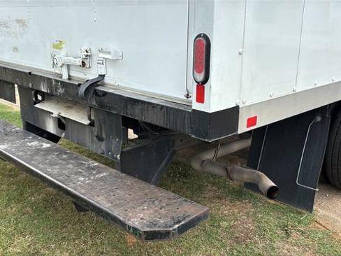 Used 2023 Chevrolet Express 3500 w/ Power Convenience Package RWD image 38