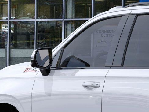New 2026 Chevrolet Tahoe Z71 AWD/4WD image 12
