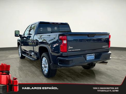 Used 2022 Chevrolet Silverado 2500 High Country w/ Technology Package image 5
