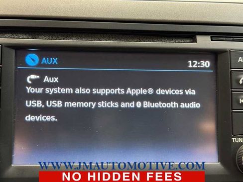 Used 2014 Nissan Sentra SL w/ Premium Package image 26