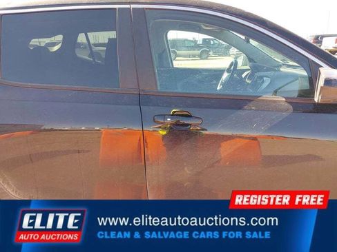 Used 2023 GMC Terrain SLE w/ Driver Convenience Package image 26