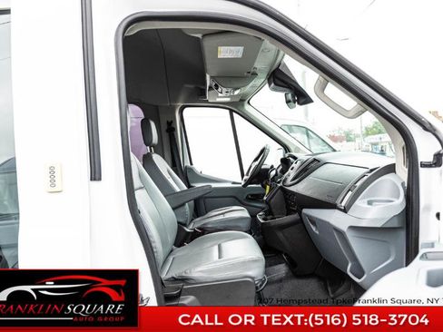Used 2017 Ford Transit 350 XL image 17