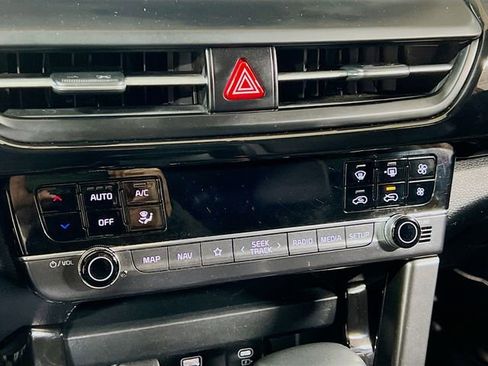 Certified 2024 Kia Seltos S image 16