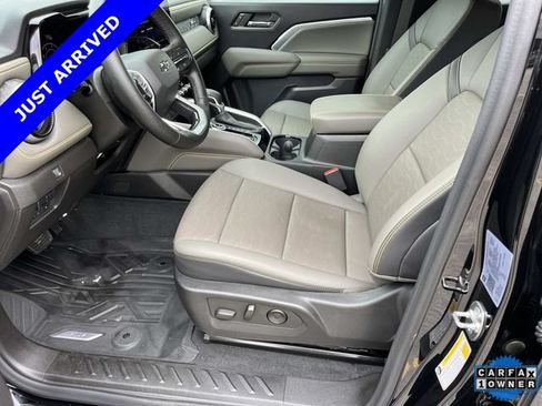Used 2024 Chevrolet Colorado ZR2 w/ ZR2 Convenience Package III AWD/4WD image 24