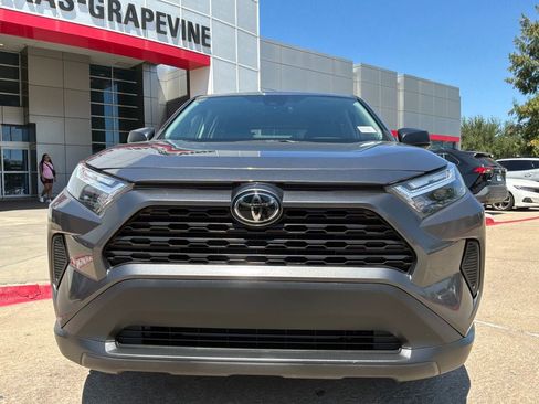 Used 2025 Toyota RAV4 LE FWD image 3