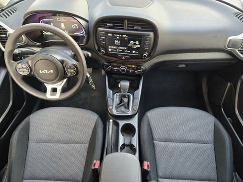 Certified 2025 Kia Soul S image 26