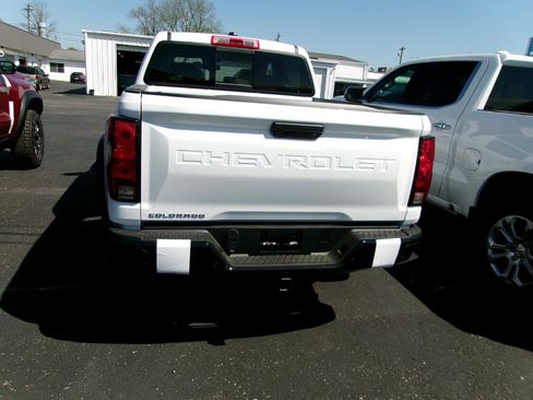 New 2026 Chevrolet Colorado Trail Boss AWD/4WD image 14