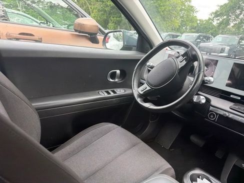 Used 2024 Hyundai Ioniq 5 SEL RWD image 13