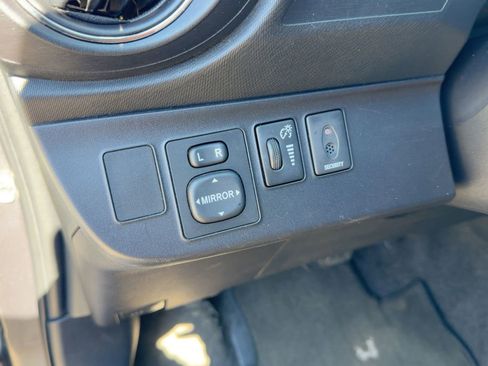 Used 2012 Toyota Prius C Three image 17