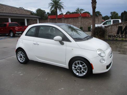 Used 2015 FIAT 500 Pop FWD image 1