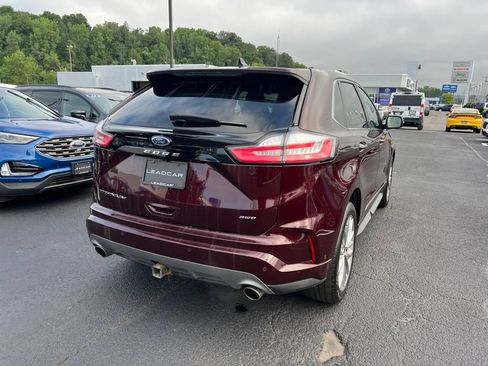 Used 2021 Ford Edge Titanium w/ Equipment Group 301A AWD/4WD image 5