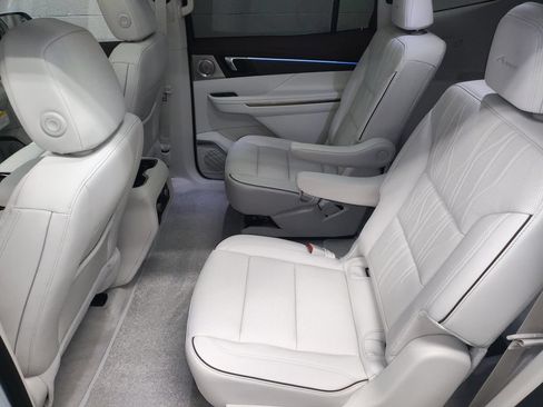 New 2026 Buick Enclave Avenir w/ Super Cruise Package AWD/4WD image 27