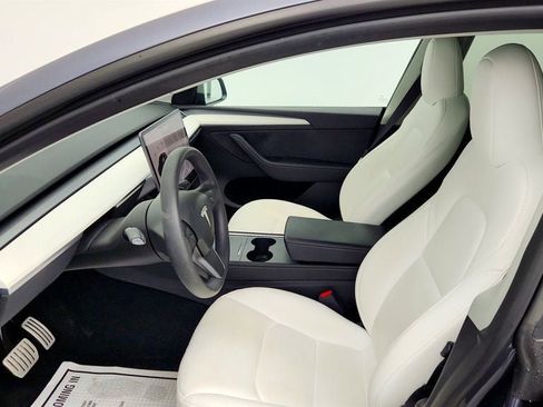 Used 2023 Tesla Model Y Performance image 24