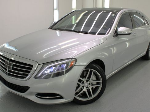 Used 2014 Mercedes-Benz S 550 Sedan image 2