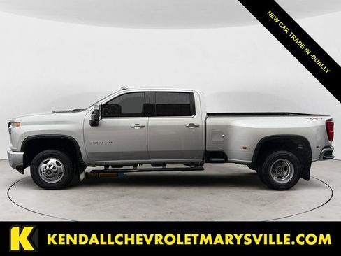 Used 2020 Chevrolet Silverado 3500 LTZ AWD/4WD image 2