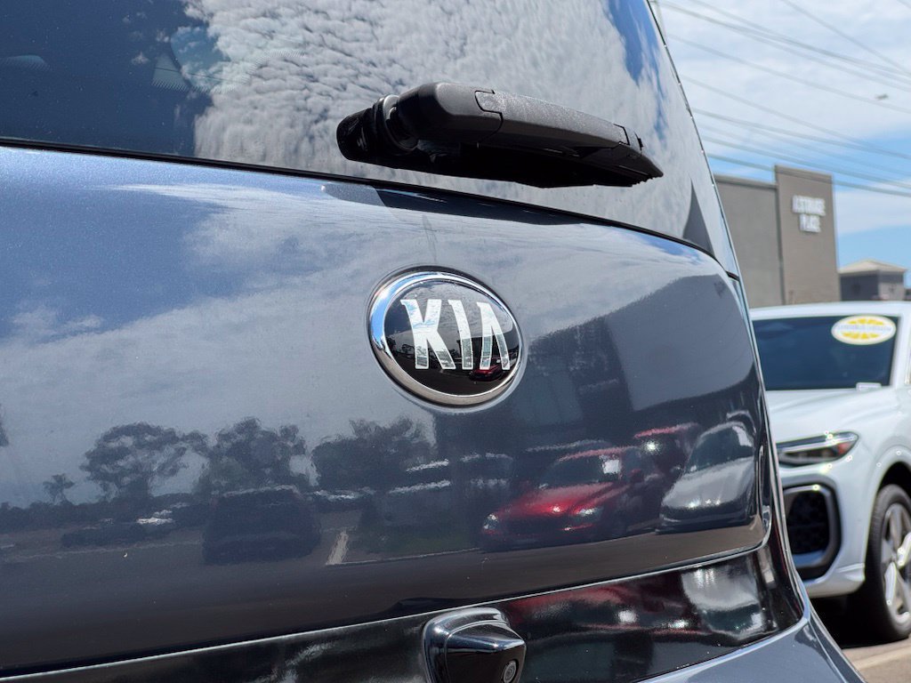 Used 2016 Kia Soul + FWD image 25