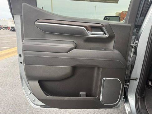 Used 2025 GMC Sierra 1500 SLT image 29