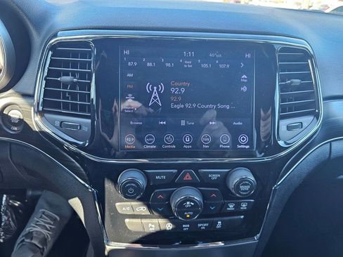 Used 2020 Jeep Grand Cherokee Limited image 22