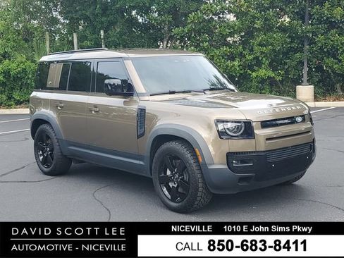 Used 2023 Land Rover Defender 110 SE AWD/4WD image 1