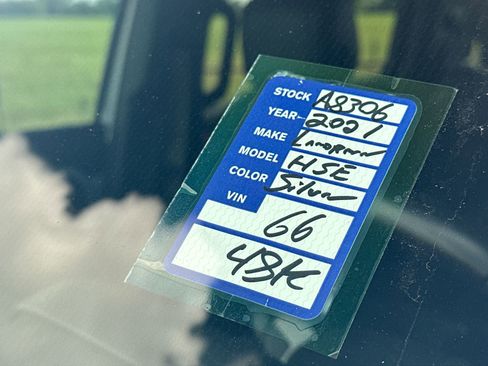 Used 2021 Land Rover Defender 110 X-Dynamic HSE image 27