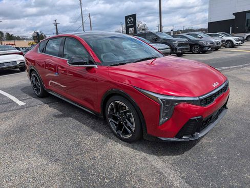 New 2026 Kia K4 GT-Line FWD image 6