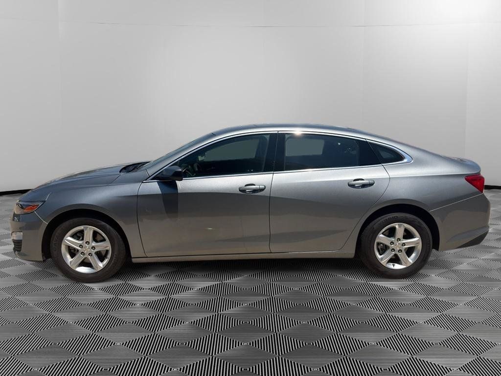 Used 2024 Chevrolet Malibu LT FWD image 6