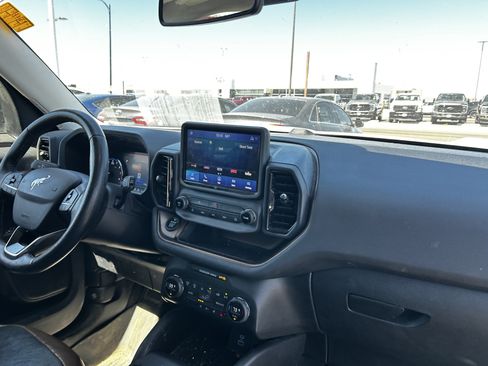 Used 2021 Ford Bronco Sport Outer Banks AWD/4WD image 14