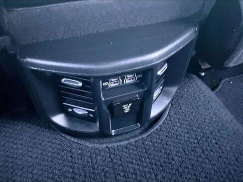 Used 2022 RAM 2500 Laramie image 34